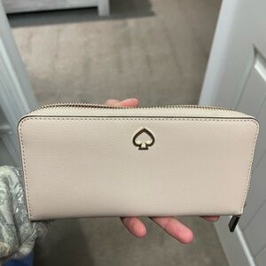 Kate Spade Zip Wallet